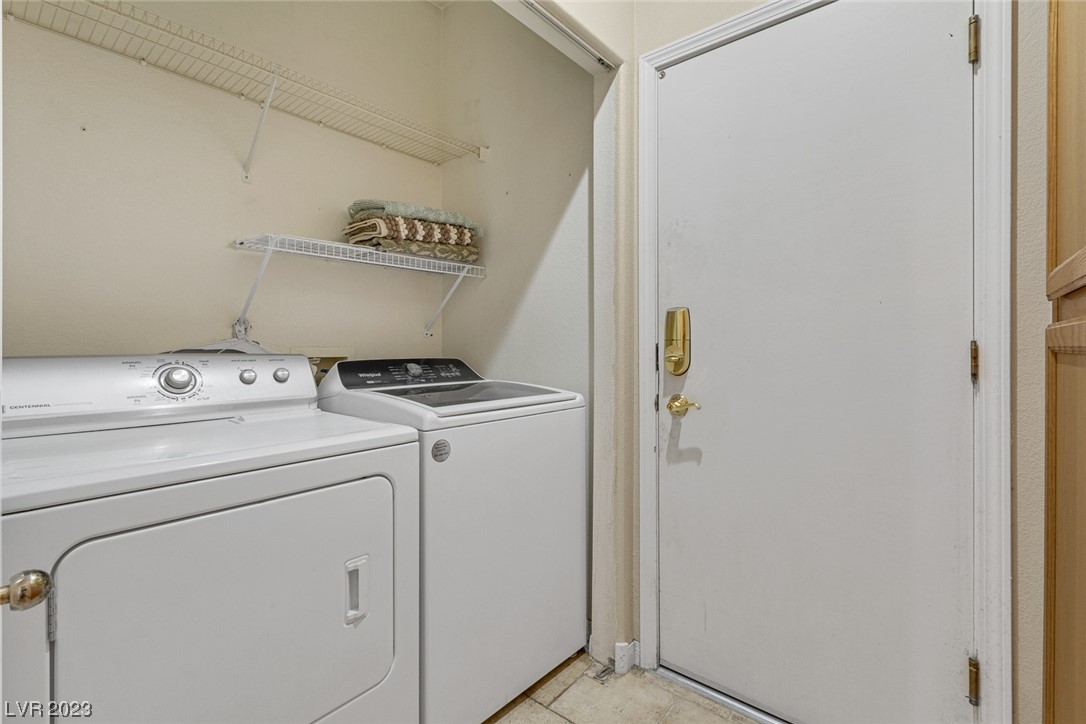 8556 Ebony Hills Way