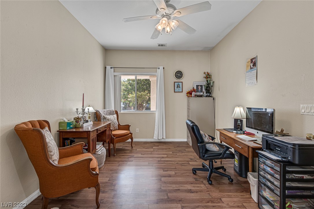 8556 Ebony Hills Way