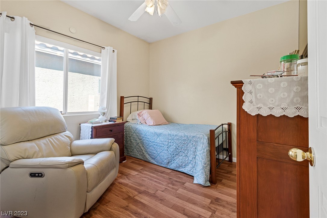 8556 Ebony Hills Way