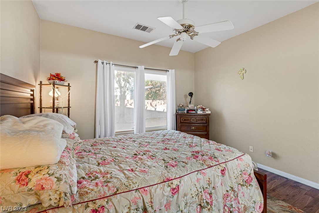 8556 Ebony Hills Way