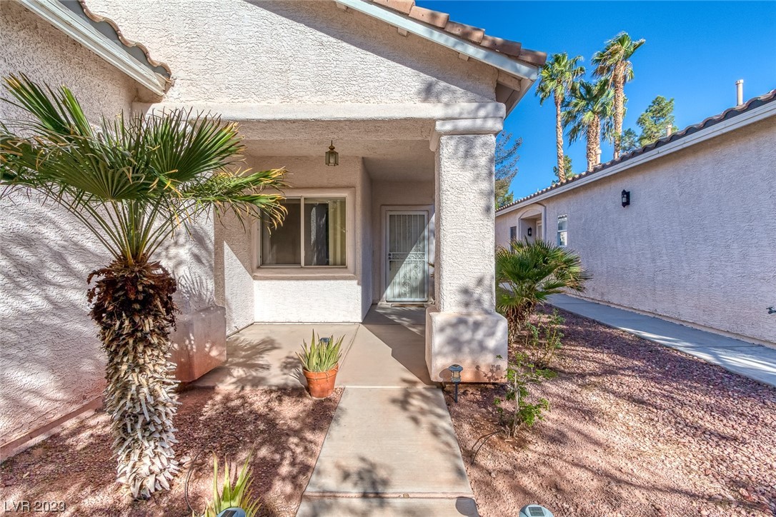 8556 Ebony Hills Way