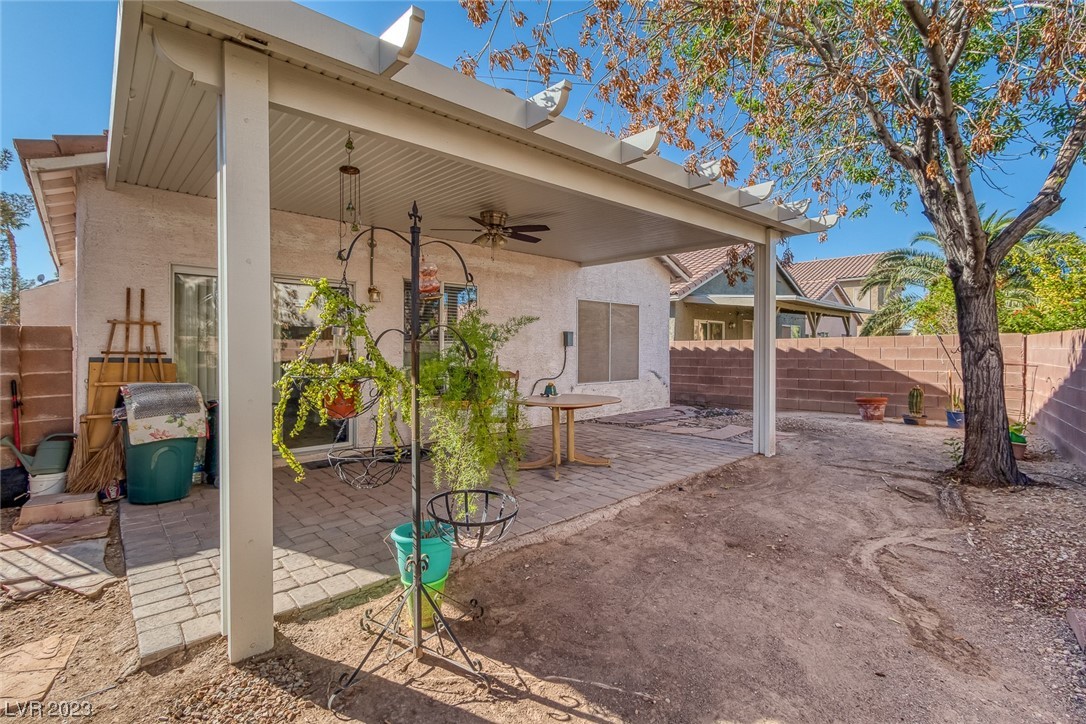 8556 Ebony Hills Way