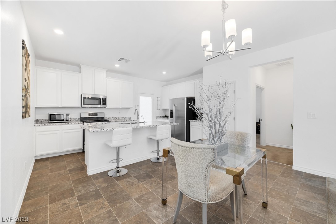 1134 Edel Hest Avenue