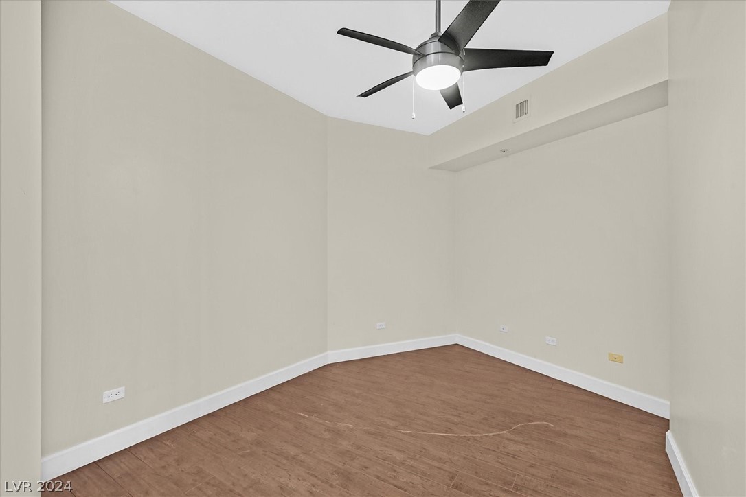 200 West Sahara Avenue 3010