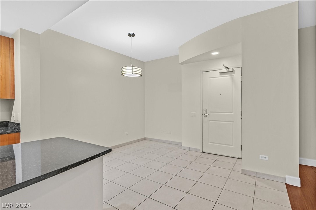 200 West Sahara Avenue 3010