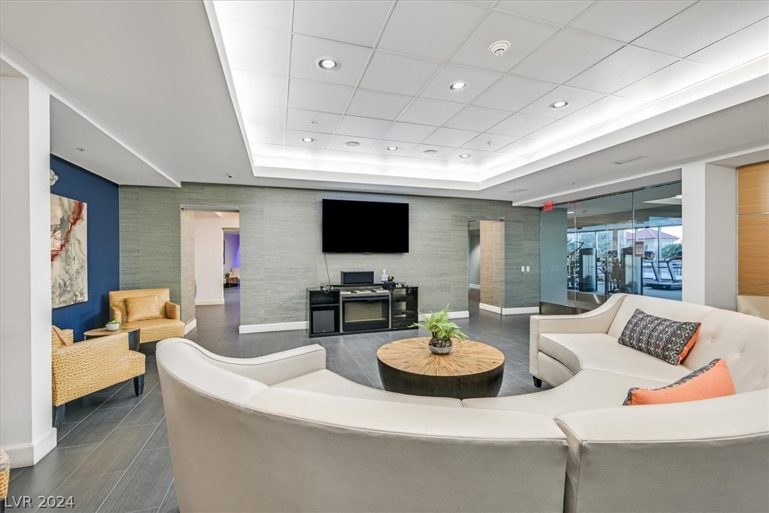 200 West Sahara Avenue 3010