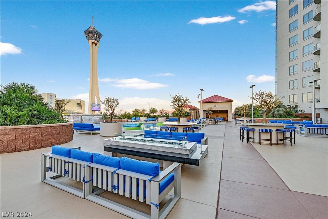 200 West Sahara Avenue 3010