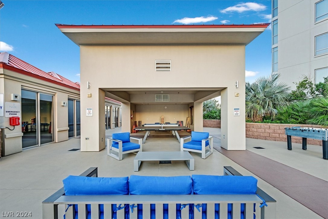 200 West Sahara Avenue 3010