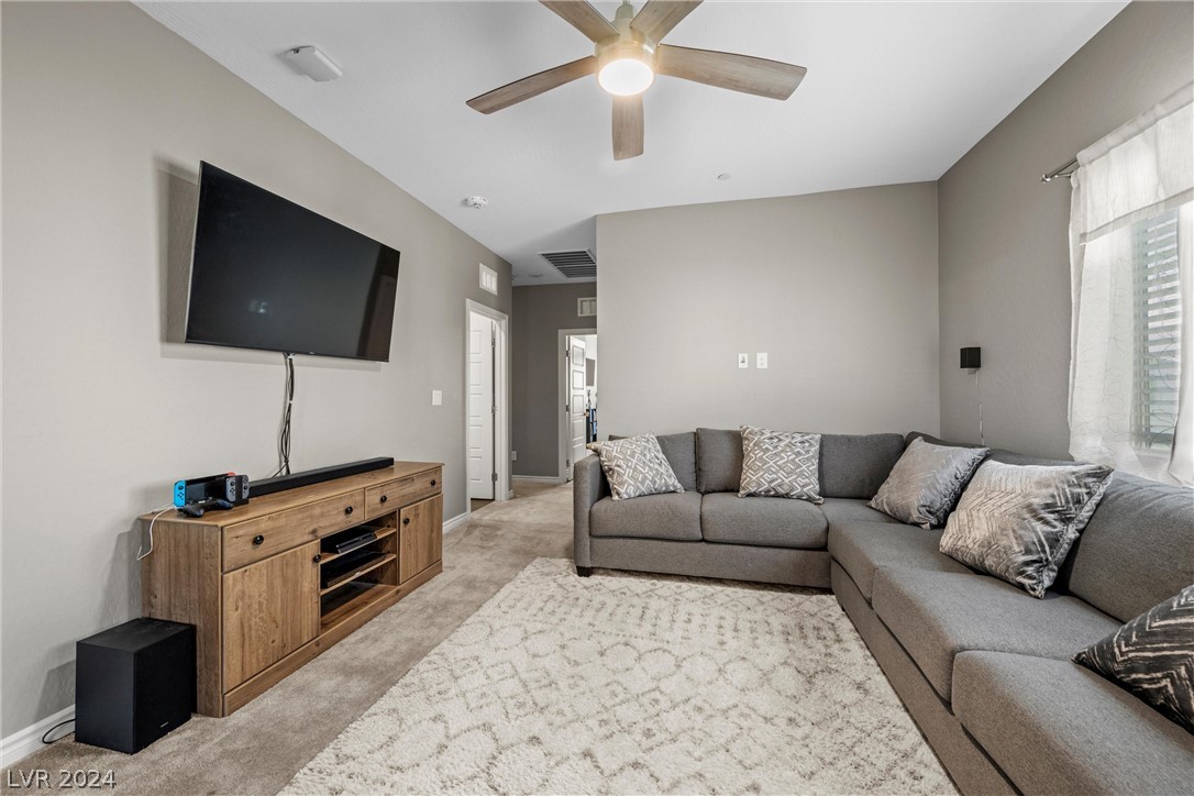 772 Grand Country Avenue