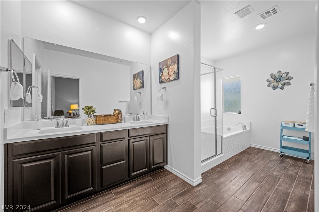 772 Grand Country Avenue