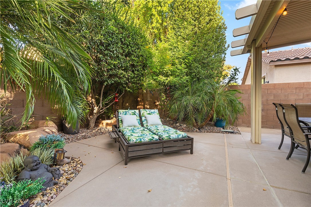 4408 Desert Park Avenue