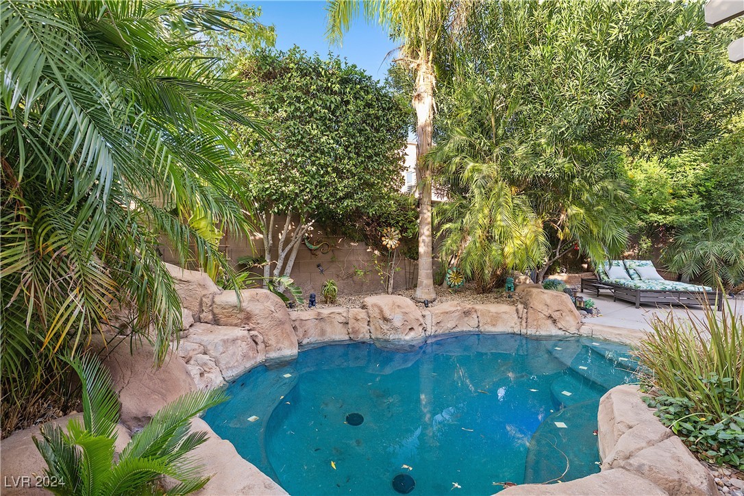 4408 Desert Park Avenue