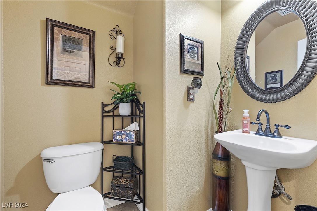 4408 Desert Park Avenue