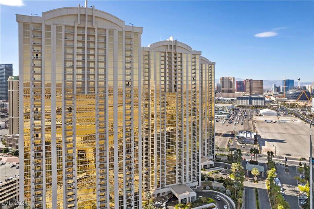 145 East Harmon Avenue 15603