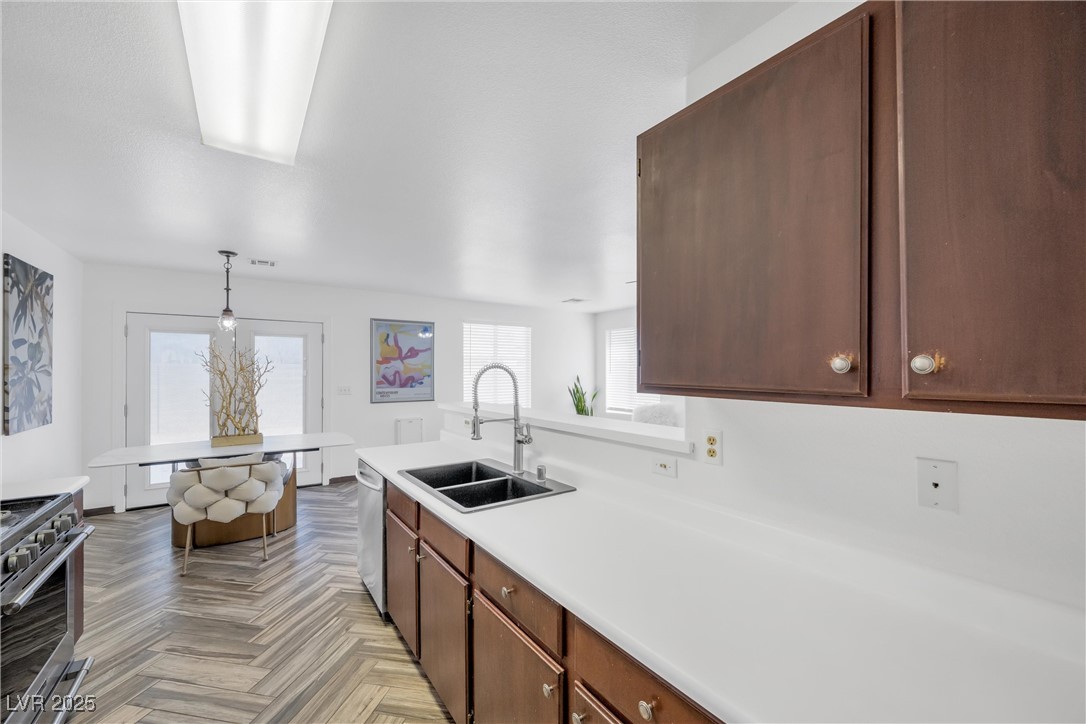 610 Roberta Alecia Avenue