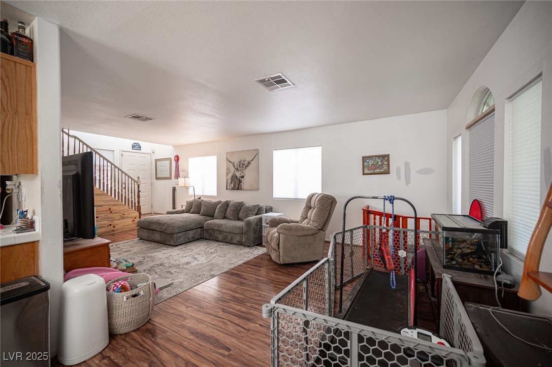 3700 Smoking Gun Court