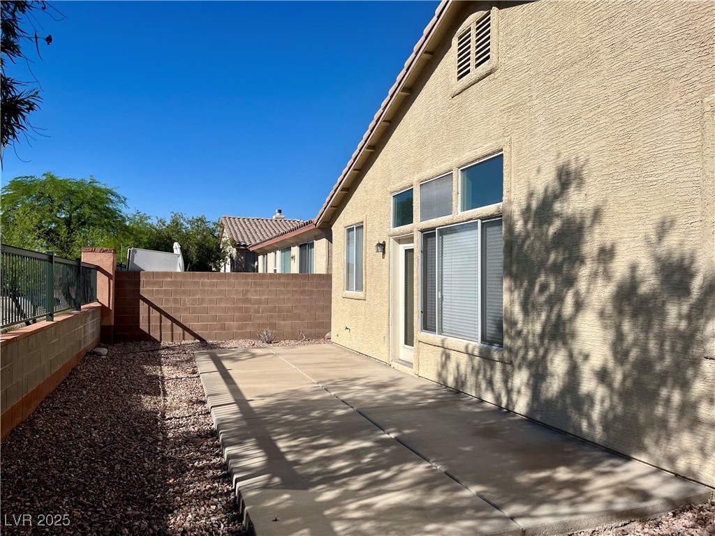 1528 Remembrance Hill Street