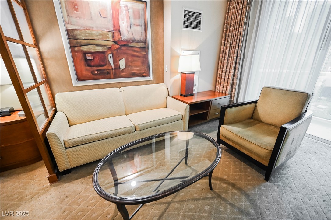 135 East Harmon Avenue 407