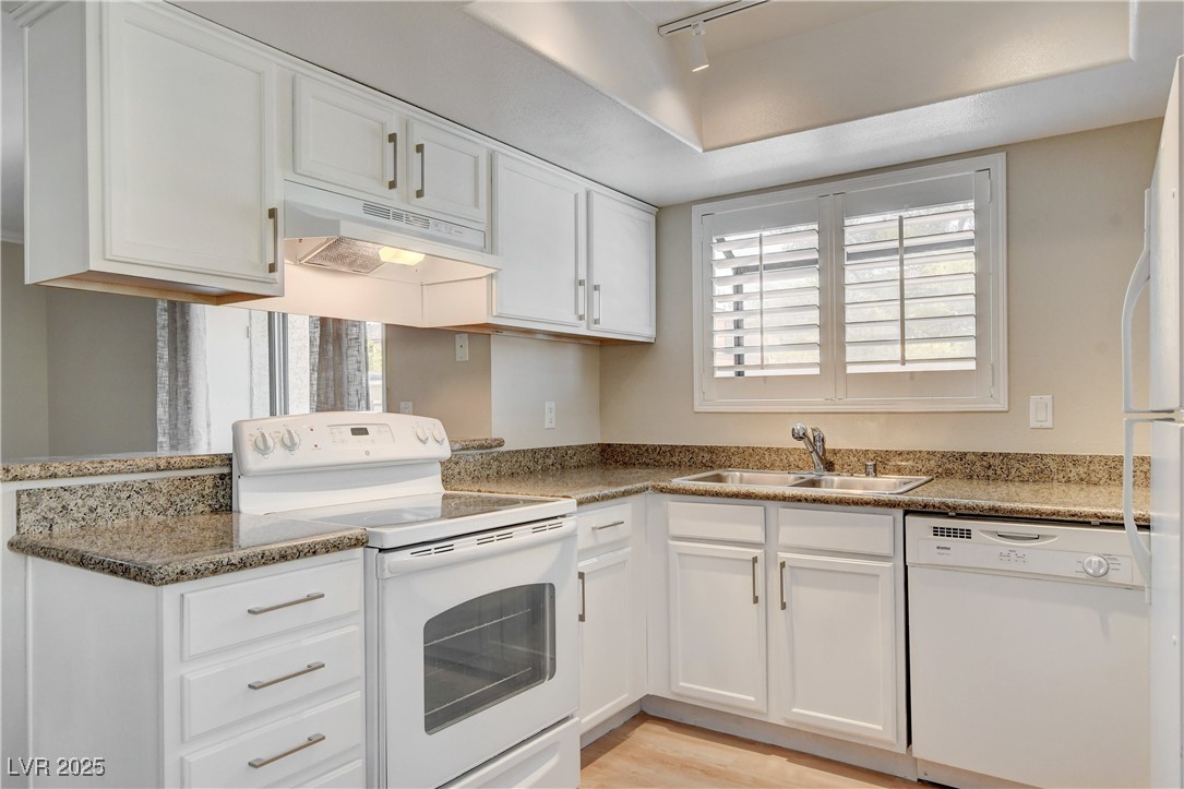 7300 Pirates Cove Road 1032