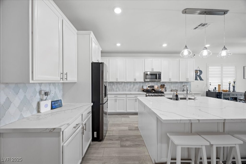 7616 Mojave Evening Street