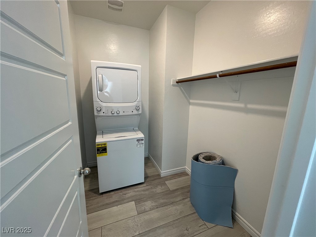 7616 Mojave Evening Street