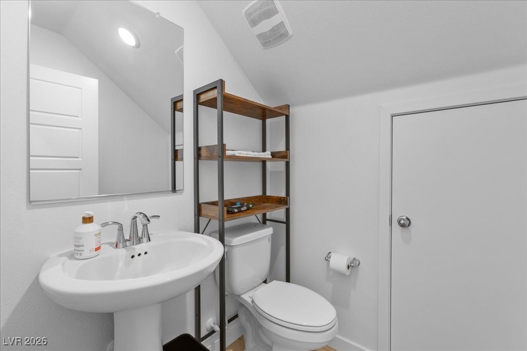 9804 Olivia Edge Street