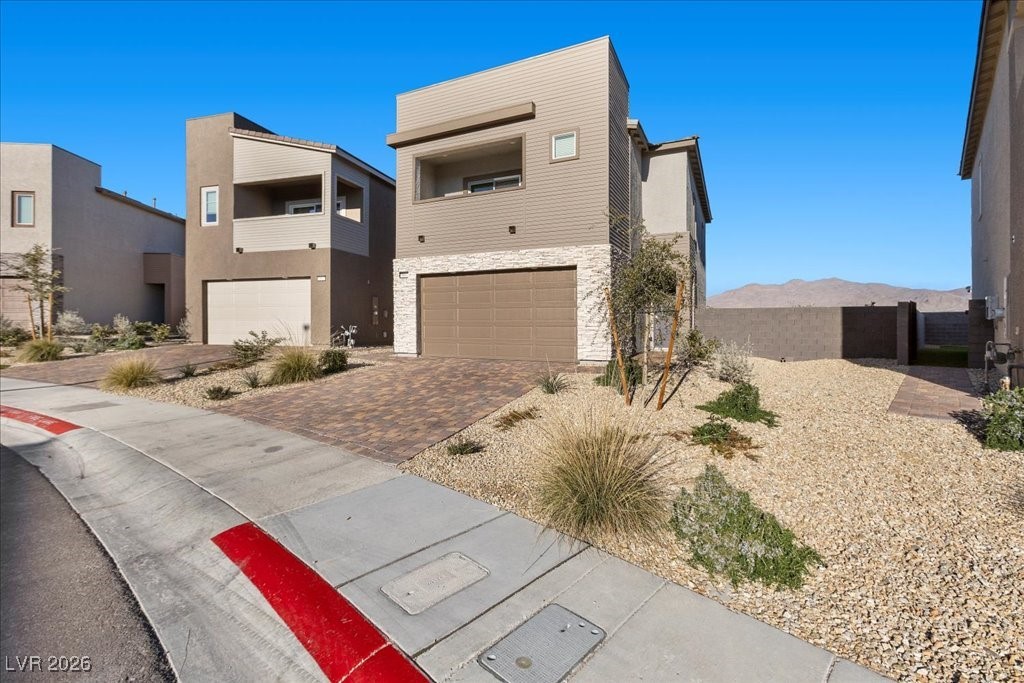 9804 Olivia Edge Street