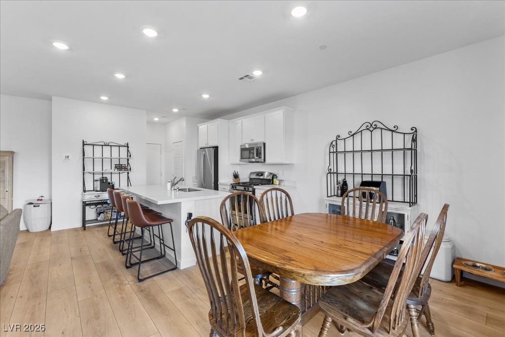 9804 Olivia Edge Street