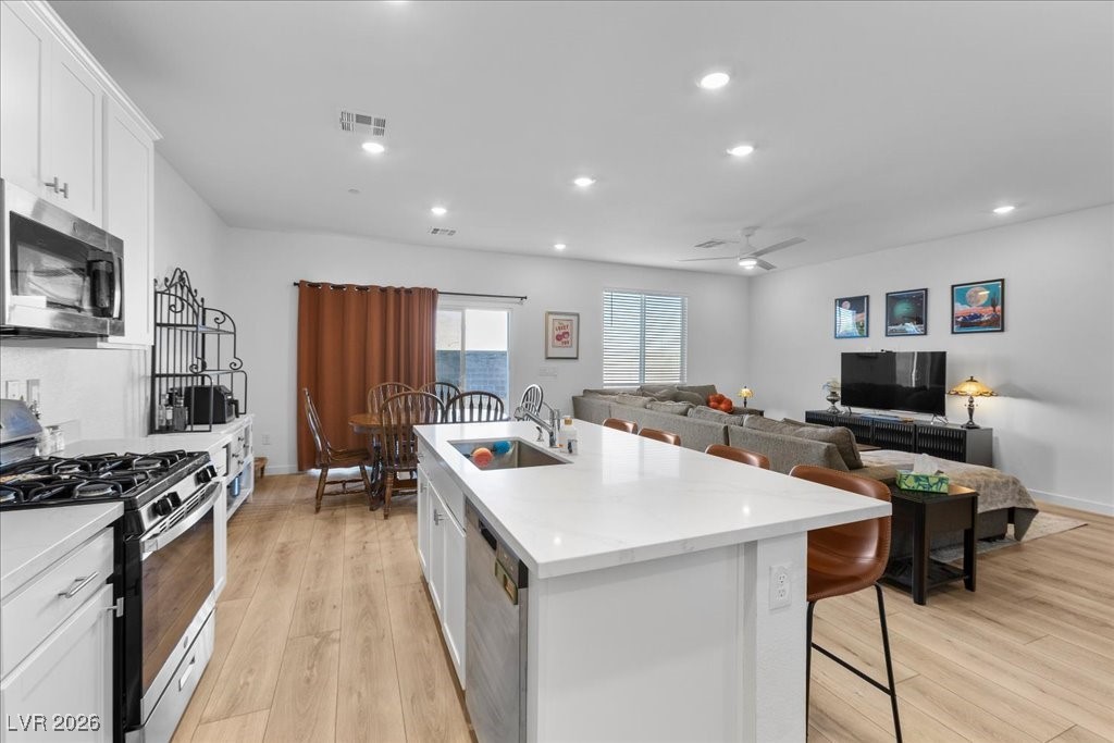 9804 Olivia Edge Street