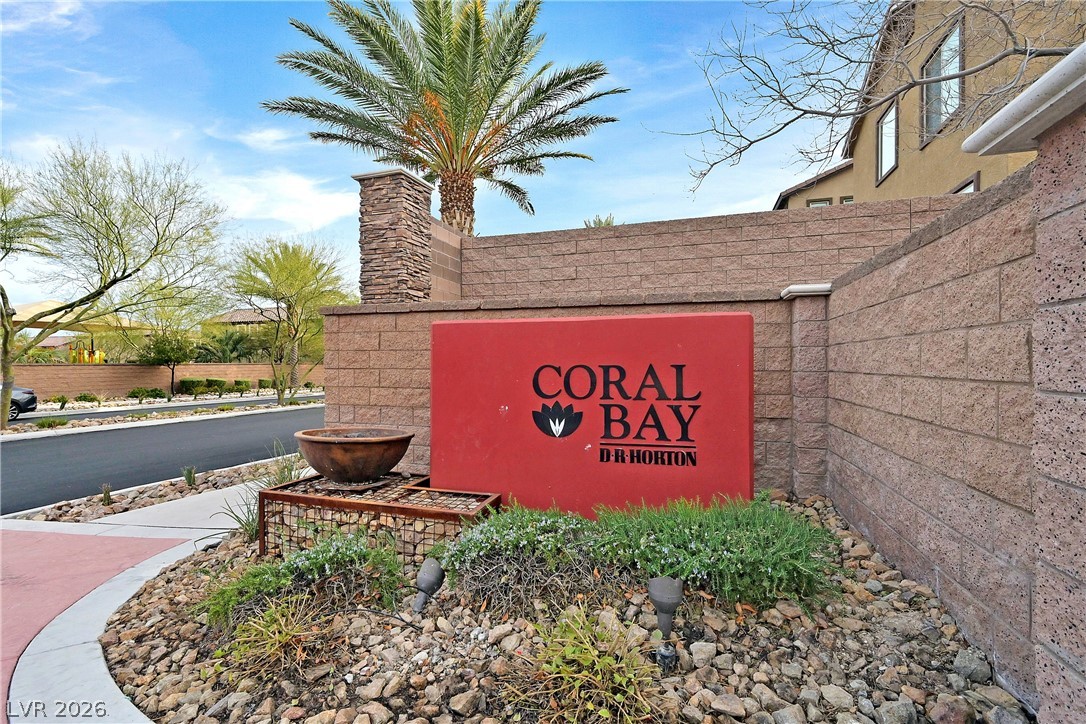 6631 Rocky Reef Street