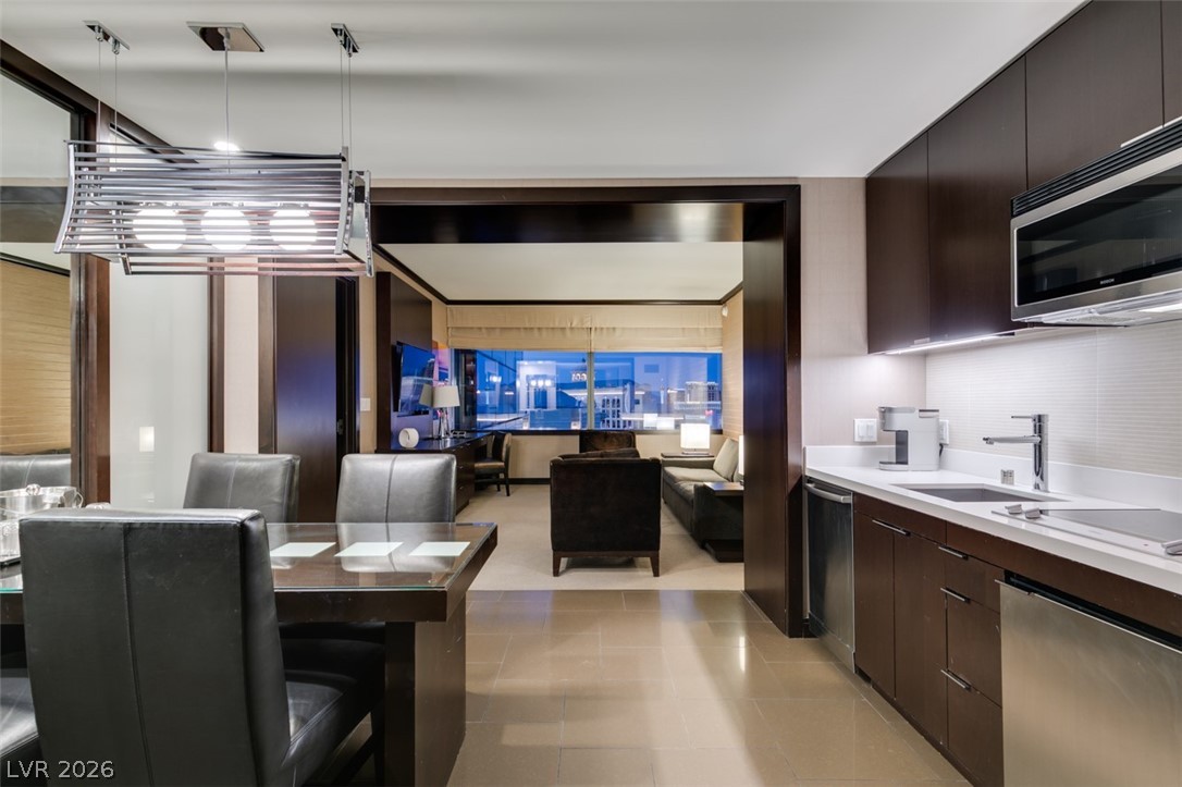 2600 West Harmon Avenue 37010