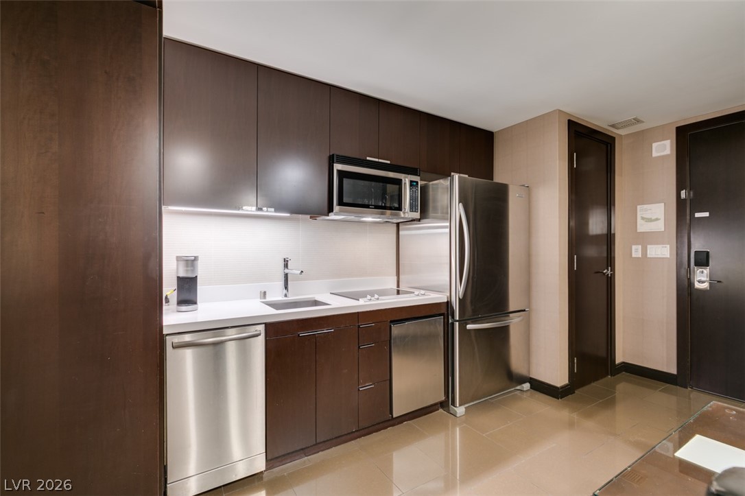 2600 West Harmon Avenue 37010