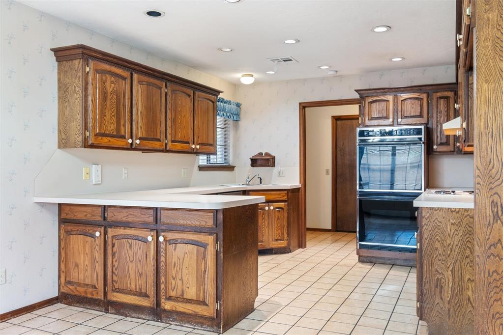 2318 Ripple Creek Lane