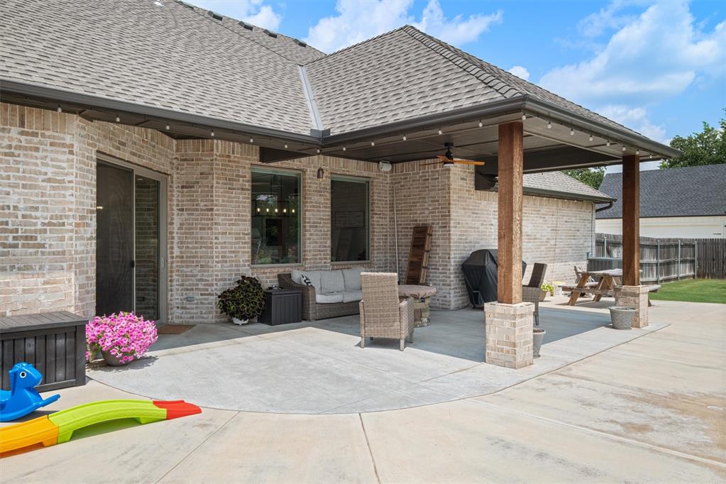 6975 Oakmonte Circle