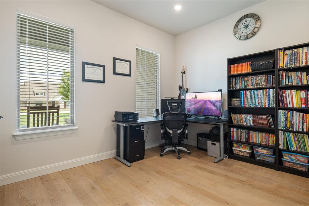 6975 Oakmonte Circle