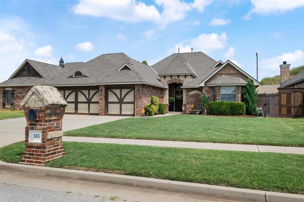 505 SW 28th Street