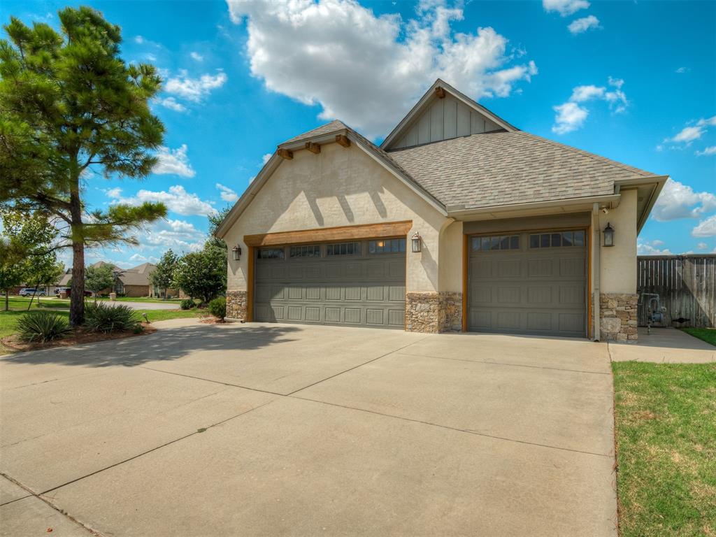 13525 Gentry Drive