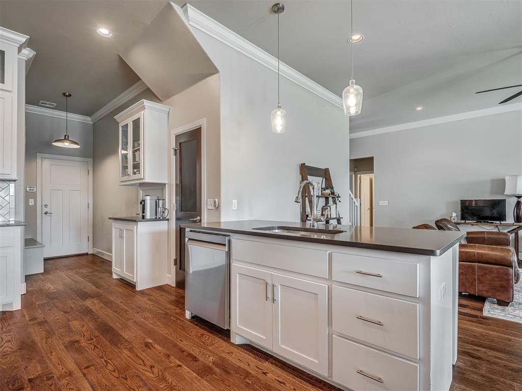13525 Gentry Drive