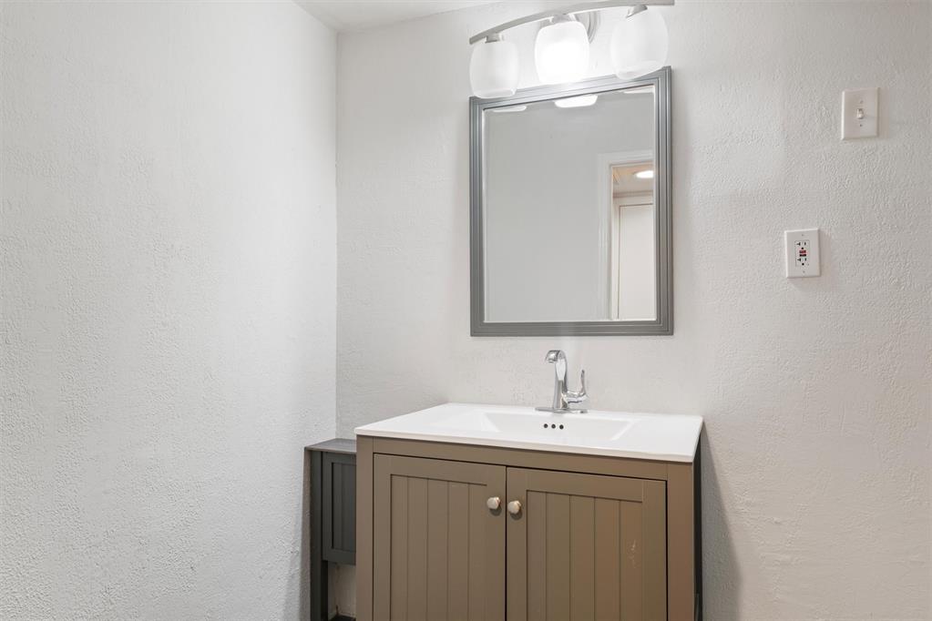 14427 N Pennsylvania Avenue Unit: 24A