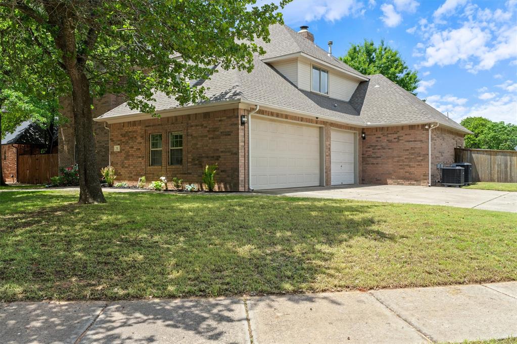 732 Fox Bend Trail