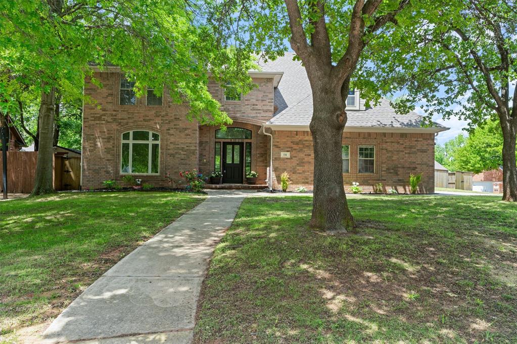 732 Fox Bend Trail