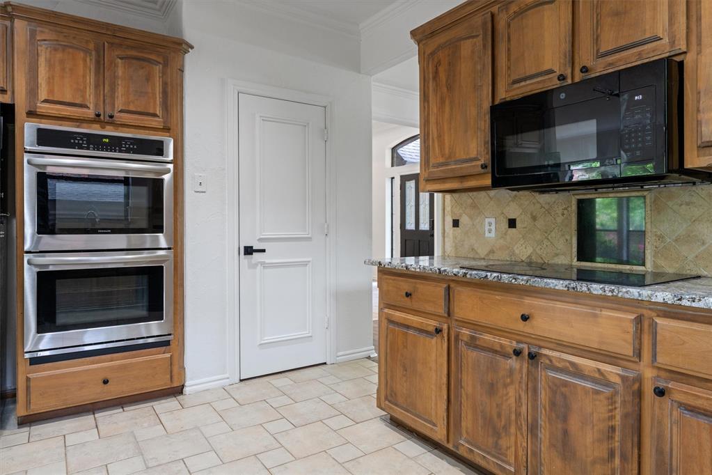732 Fox Bend Trail