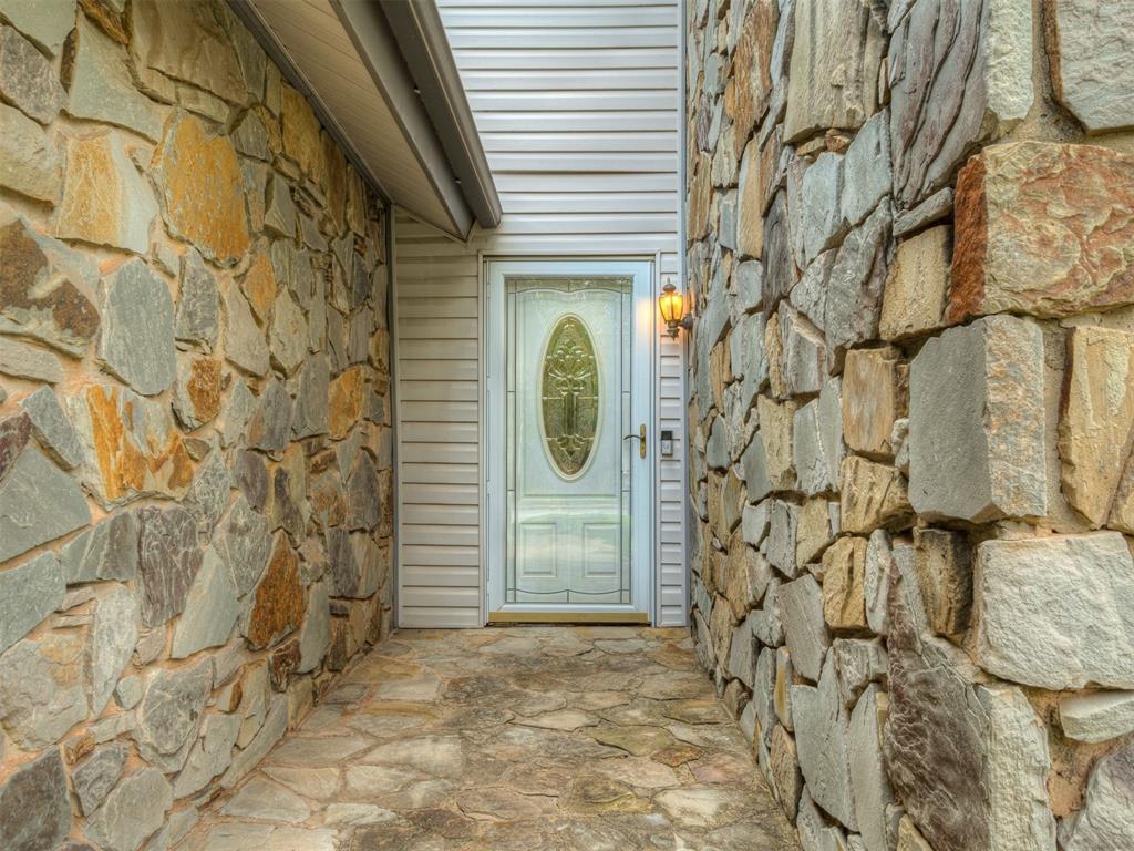 606 N Pine Branch Way