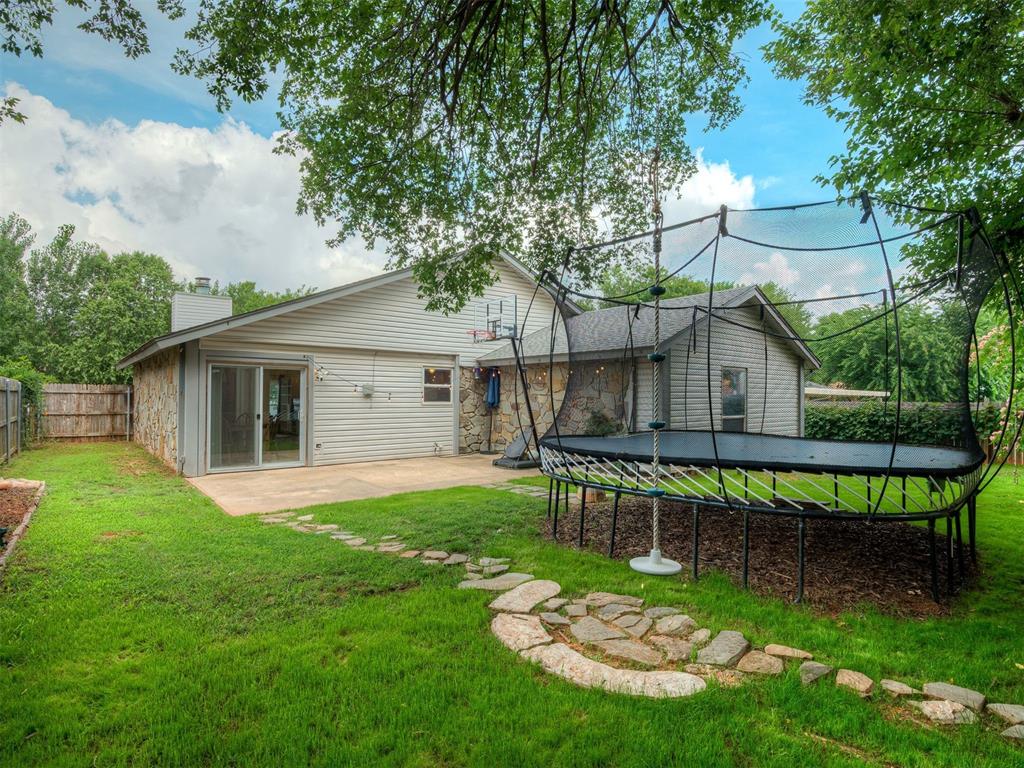 606 N Pine Branch Way