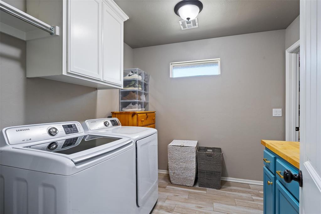 5865 Oak Tree Terrace