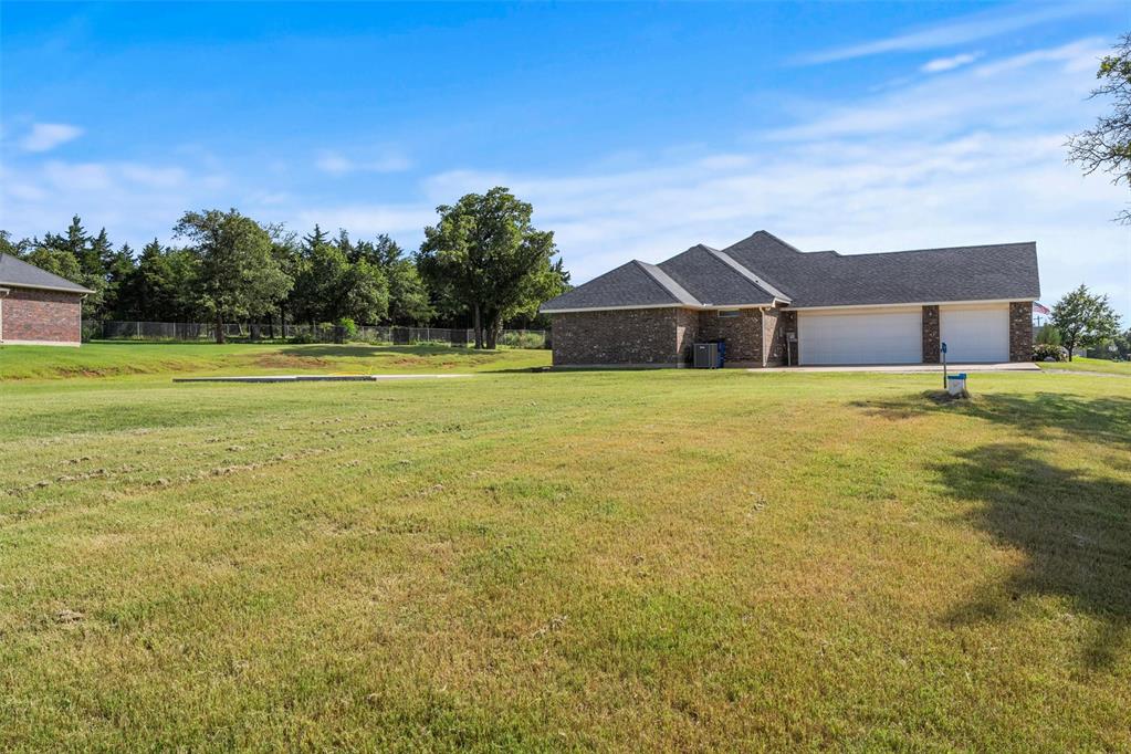 5865 Oak Tree Terrace