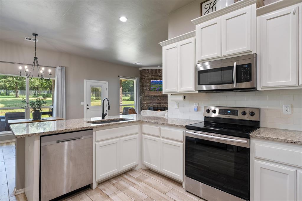 5865 Oak Tree Terrace