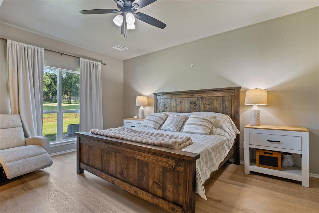 5865 Oak Tree Terrace