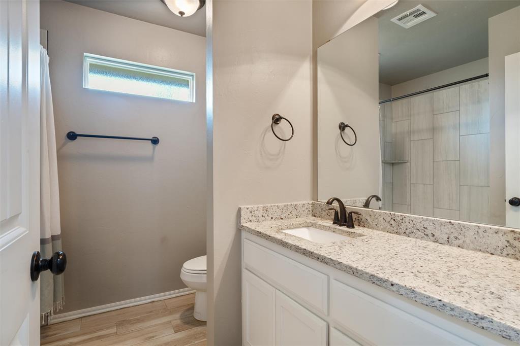 5865 Oak Tree Terrace