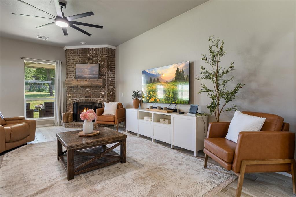 5865 Oak Tree Terrace